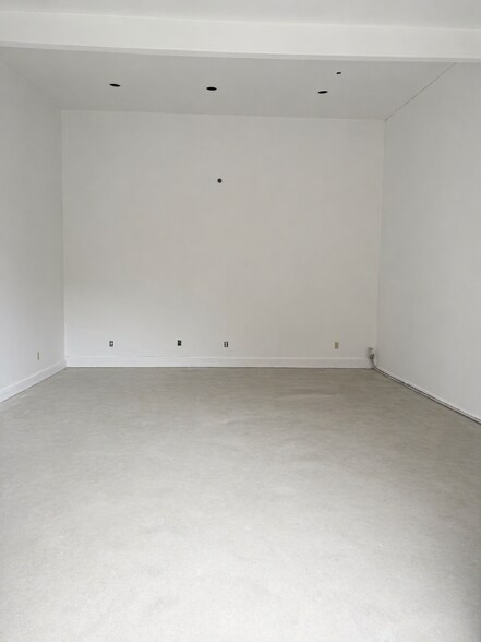 1259 S La Brea Ave, Los Angeles, CA à louer - Photo du bâtiment - Image 3 de 9