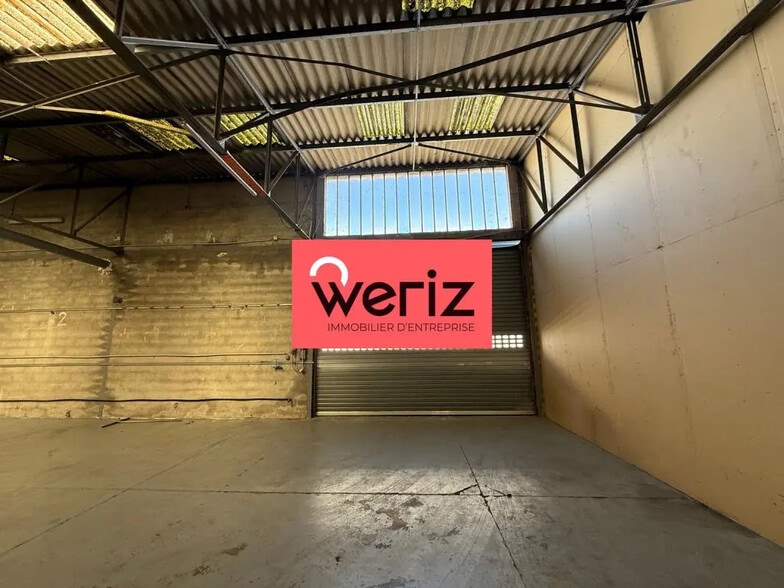 Industriel dans Rousset à louer - Photo intérieure - Image 2 de 11
