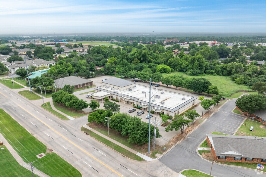 620-650 24th Ave SW, Norman, OK à louer - Aérien - Image 3 de 5