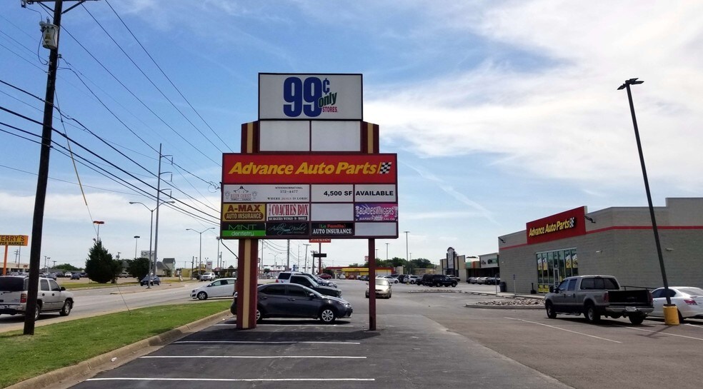 E Camp Wisdom Rd, Duncanville, TX à louer - Aérien - Image 3 de 4