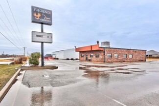 Plus de détails pour 318 Edmond Rd NE, Piedmont, OK - Vente au détail à vendre