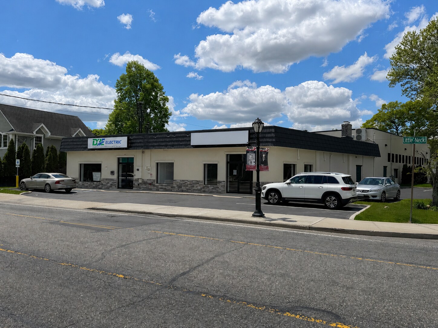 980 Little East Neck Rd, West Babylon, NY à vendre Photo du bâtiment- Image 1 de 20
