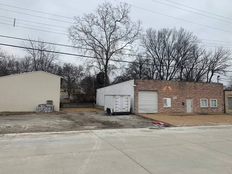 6138 Madison, Berkeley, MO à vendre - Photo du bâtiment - Image 2 de 8