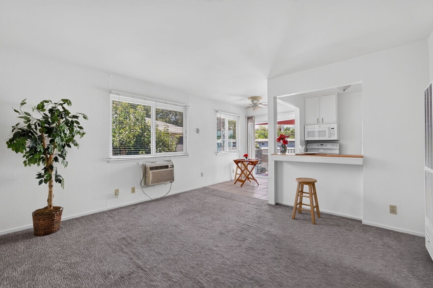 614 17th St, Sacramento, CA for sale - Building Photo - Image 3 of 14
