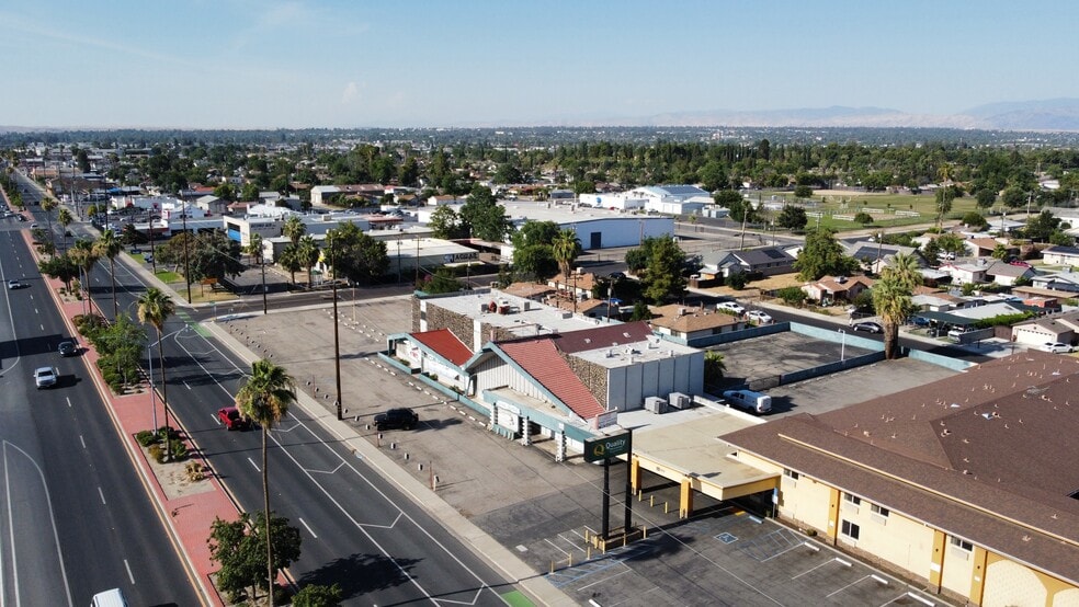 276 Union Ave, Bakersfield, CA for sale - Building Photo - Image 3 of 25
