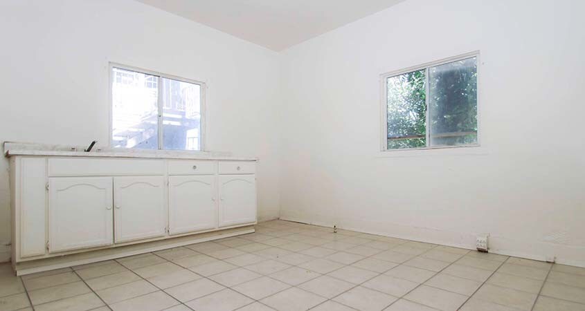 961 W 47th St, Los Angeles, CA à vendre - Photo intérieure - Image 3 de 14