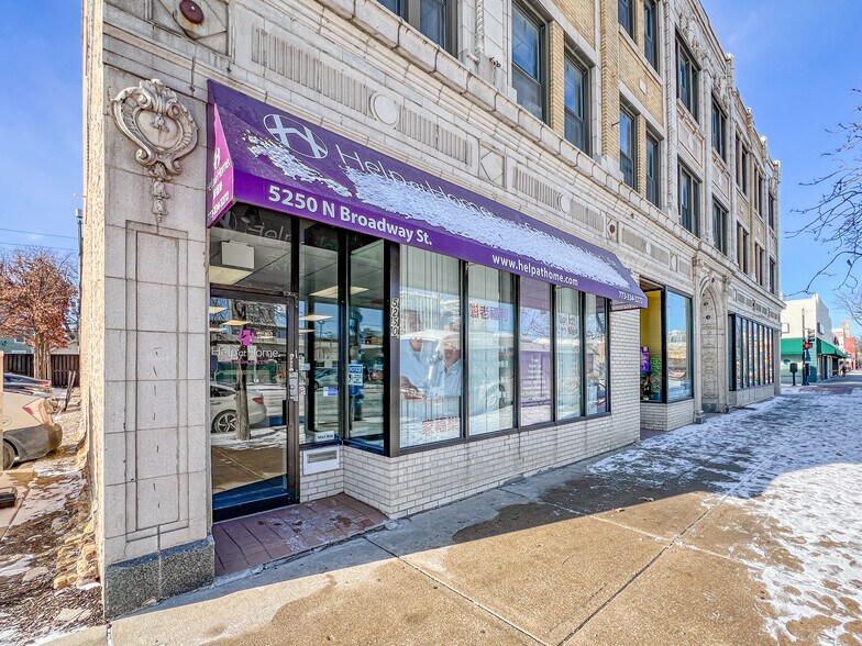 5250 N Broadway St, Chicago, IL à louer - Photo du bâtiment - Image 2 de 16