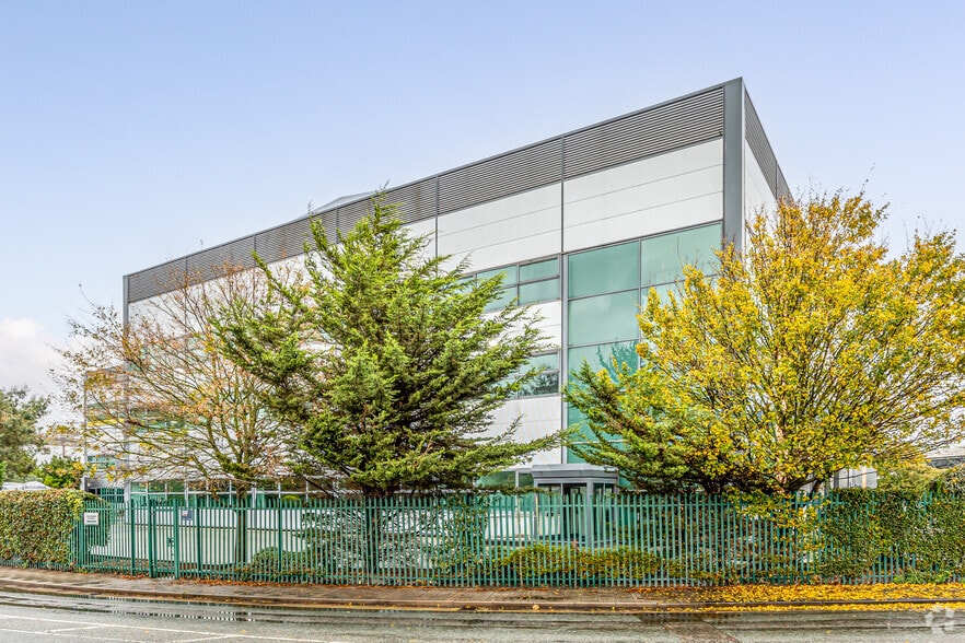 Rick Roberts Way, London for lease - Building Photo - Image 2 of 15