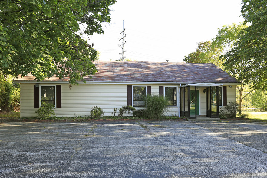 26025 Broadway Ave, Bedford, OH à vendre - Photo du bâtiment - Image 1 de 16