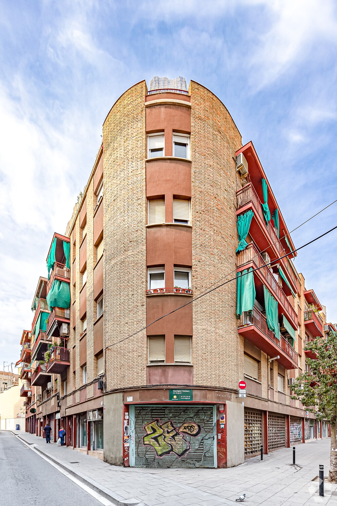 Carrer de Leiva, 3, Barcelona, Barcelona for lease Primary Photo- Image 1 of 2