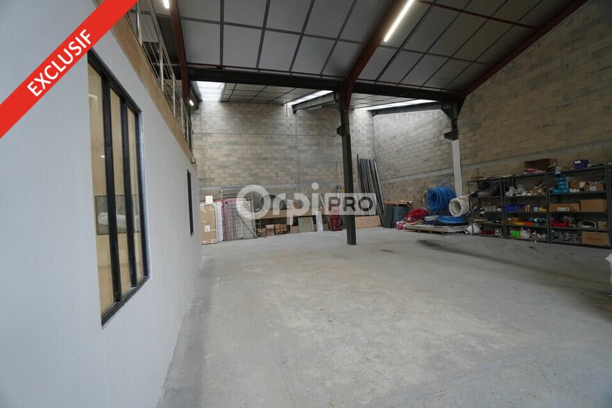Flex in Chenôve for lease - Building Photo - Image 2 of 6