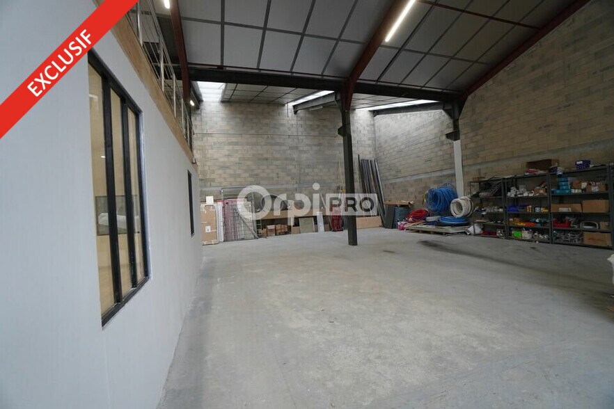 Flex dans Chenôve à louer - Photo du bâtiment - Image 2 de 6