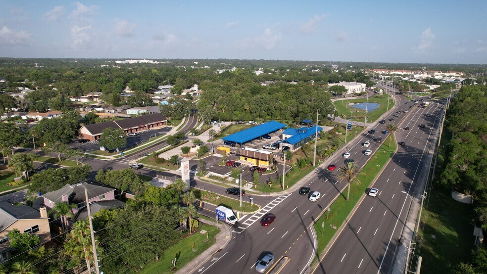 3502 Tampa rd, Oldsmar, FL à vendre - Photo du bâtiment - Image 3 de 4