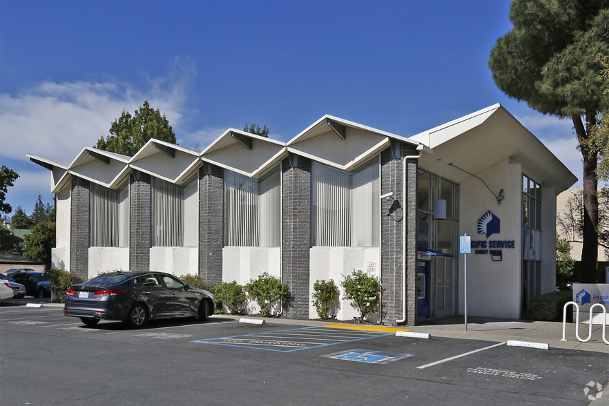 2051 Contra Costa Blvd, Pleasant Hill, CA for lease - Building Photo - Image 1 of 5