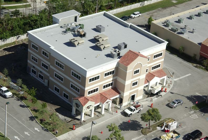 9897 Lake Worth Rd, Lake Worth, FL for lease - Building Photo - Image 2 of 4