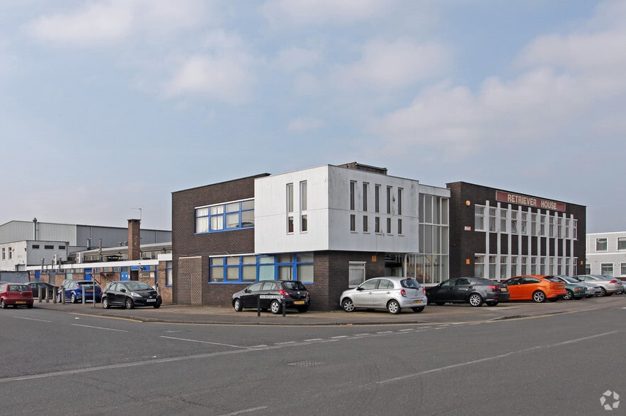 Petersfield Ave, Slough à vendre - Photo du bâtiment - Image 3 de 9