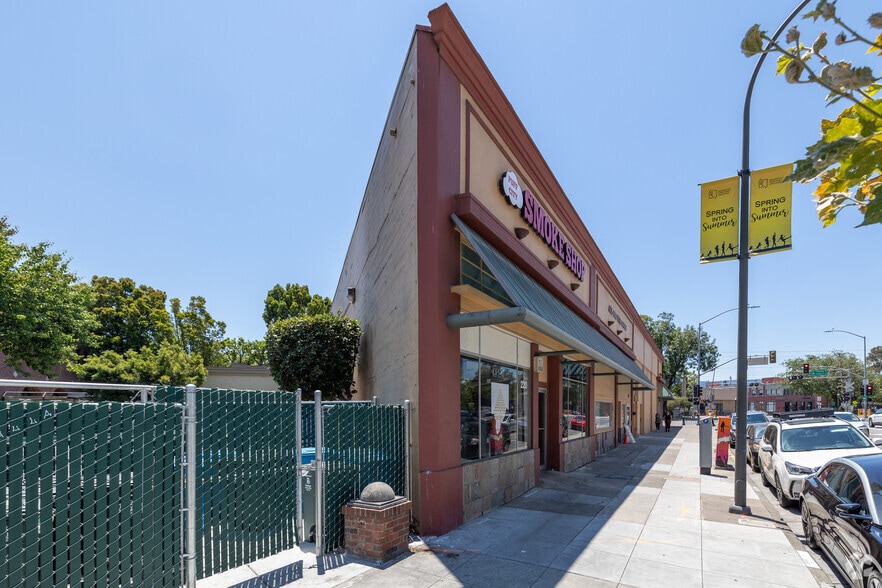 208-220 Marshall St, Redwood City, CA for lease - Building Photo - Image 2 of 5