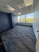 4500 S Lakeshore Dr, Tempe, AZ à louer Photo intérieure- Image 2 de 6