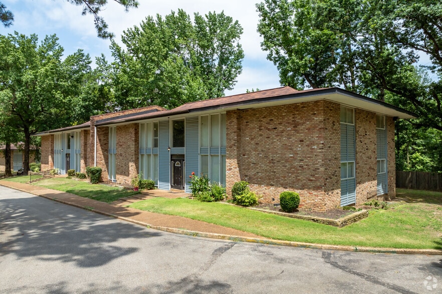 543 N Mendenhall Rd, Memphis, TN for sale - Primary Photo - Image 1 of 25