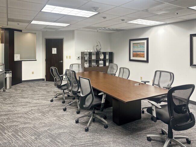 More details for 780 Lynnhaven Pky, Virginia Beach, VA - Coworking for Lease
