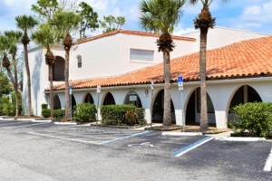 2431 Aloma Ave, Winter Park, FL for lease Building Photo- Image 1 of 9