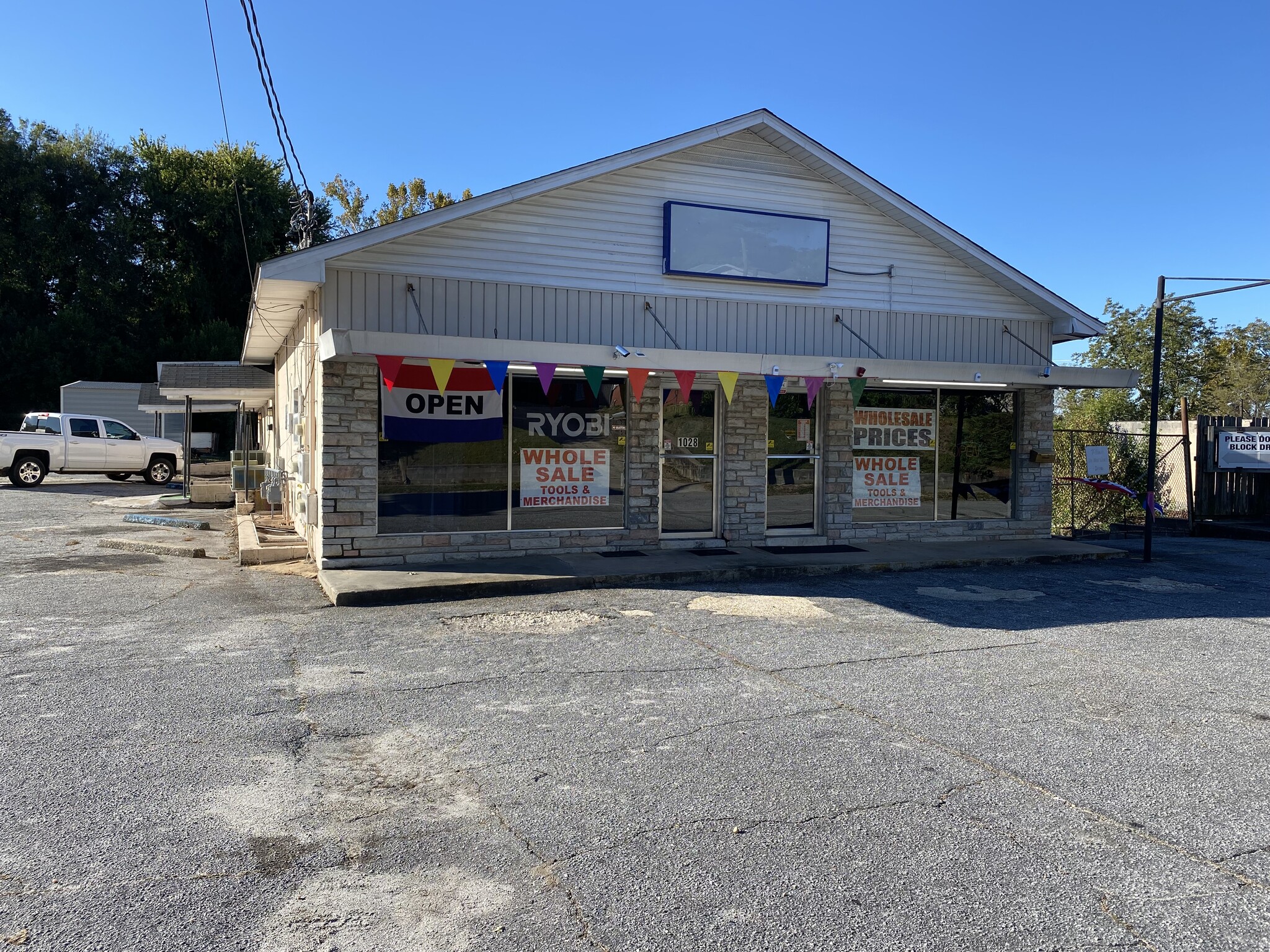 1028 Linwood Blvd, Columbus, GA for lease Building Photo- Image 1 of 7