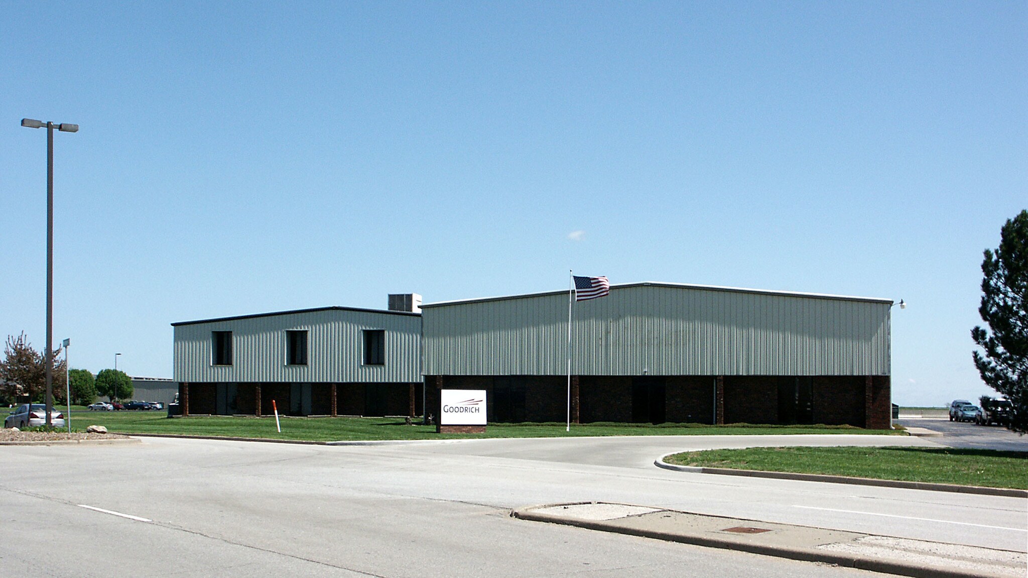 400 New Century Pky, New Century, KS for sale Primary Photo- Image 1 of 2