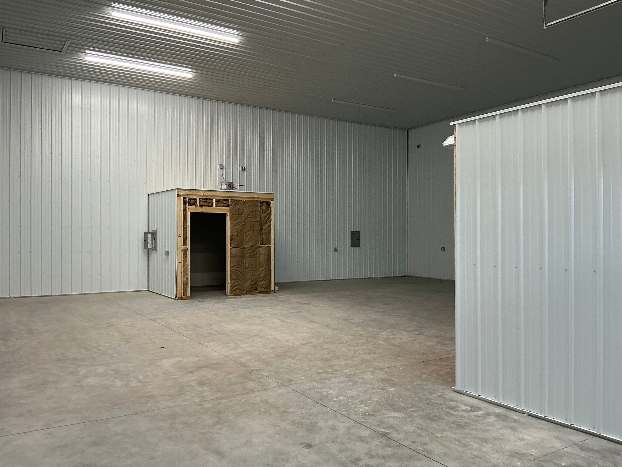 2160 Alvin Rd, Grand Island, NY for lease Primary Photo- Image 1 of 6