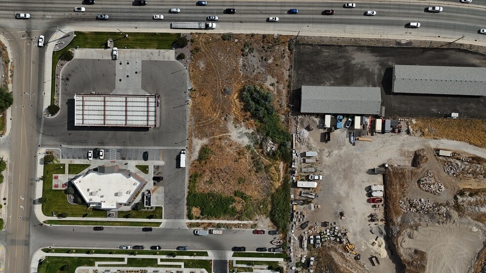 1035 Harts Dr, American Fork, UT à louer - Photo du bâtiment - Image 2 de 4