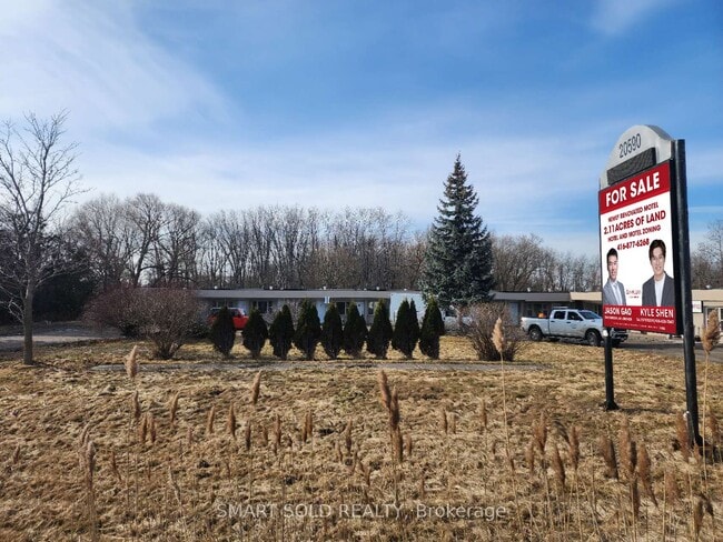 Plus de détails pour 20590 Highway 11, Bradford West Gwillimbury, ON - Services hôteliers à vendre