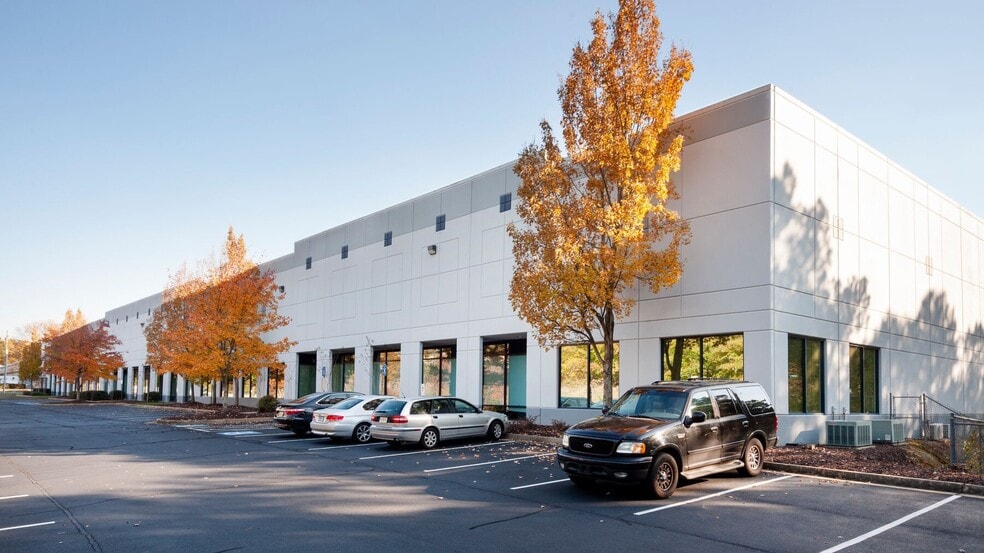 170 Penney Rd, Forest Park, GA for lease - Building Photo - Image 2 of 5