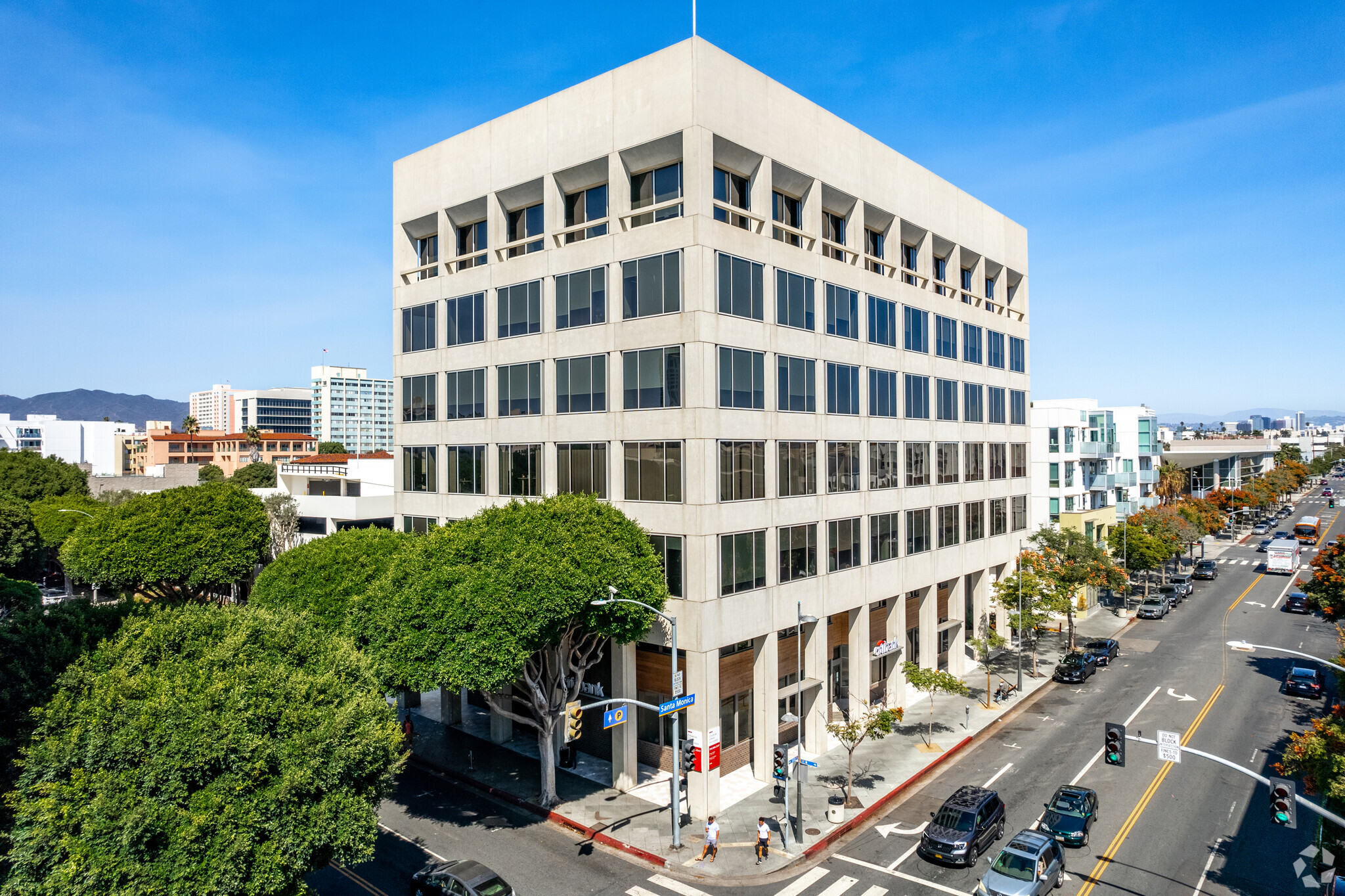 501 Santa Monica Blvd, Santa Monica, CA for lease Building Photo- Image 1 of 4