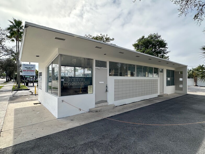 1525 NE 4th Ave, Fort Lauderdale, FL for lease - Building Photo - Image 2 of 10