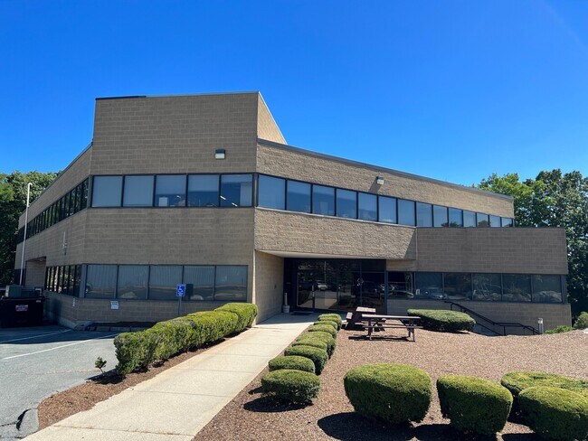Plus de détails pour 12 Michigan Dr, Natick, MA - Bureau/Médical à louer