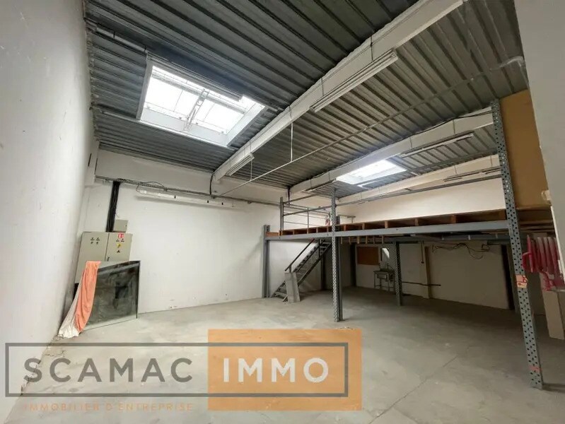 Industrial in Bondoufle for lease Interior Photo- Image 1 of 9