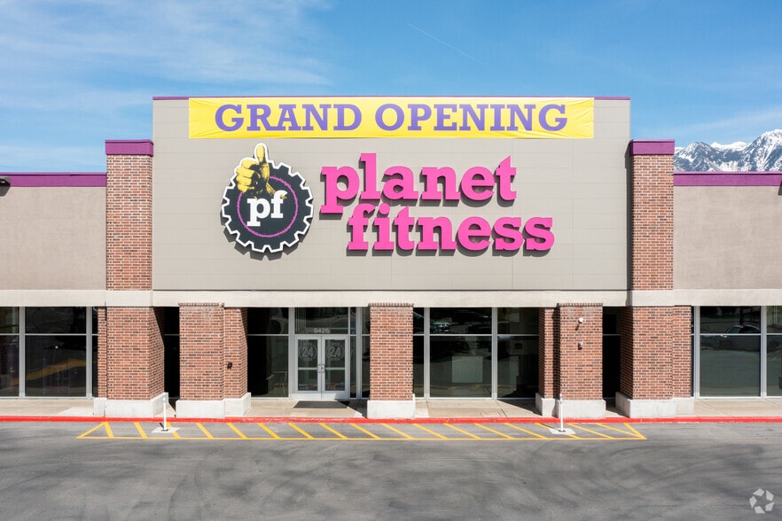 9411-9495 S 700 E, Sandy, UT for lease - Building Photo - Image 3 of 6