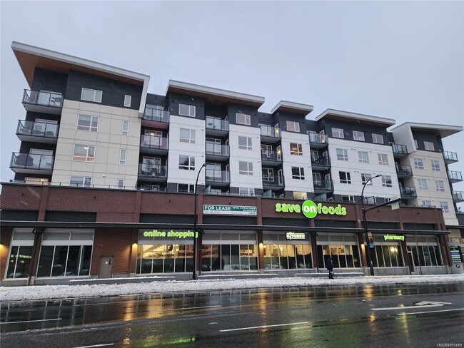 Plus de détails pour 1919 Sooke Rd, Victoria, BC - Terrain à vendre