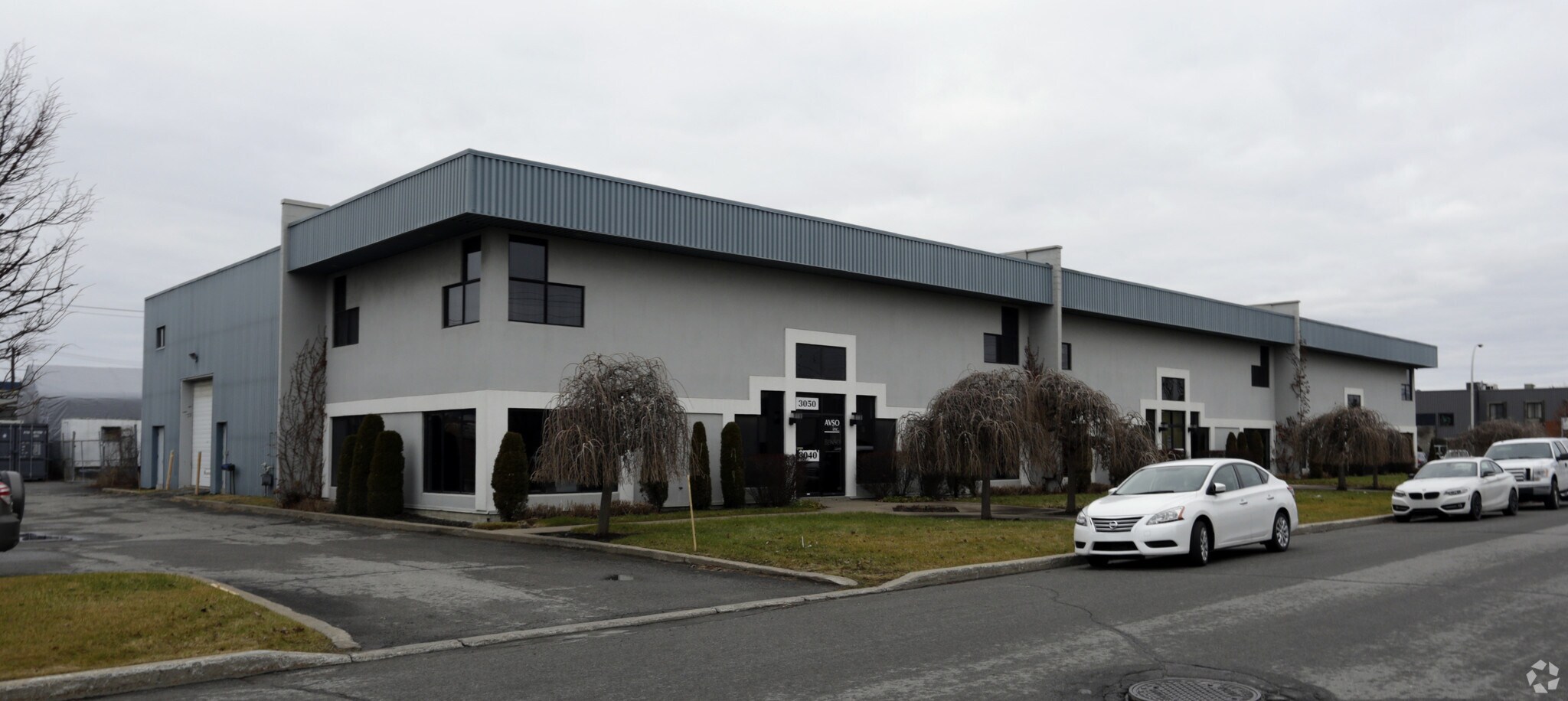 3040-3070 Rue Peugeot, Laval, QC for sale Primary Photo- Image 1 of 1