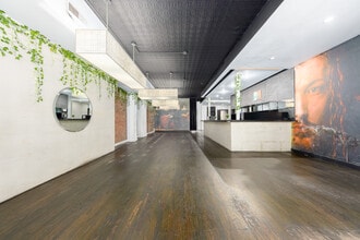 212 W 14th St, New York, NY à louer Photo intérieure- Image 2 de 6