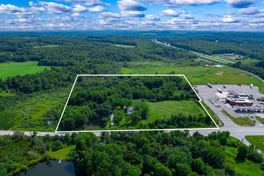 5817 State Route 8, Harrisville, PA for sale - Building Photo - Image 2 of 15
