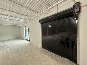 1 Electronics Dr, Hamilton, NJ for lease Interior Photo- Image 2 of 9