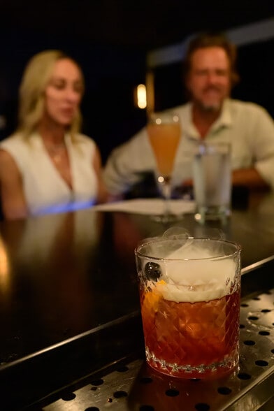 300 E Main St, Johnson City, TX à vendre - Photo du bâtiment - Image 3 de 33