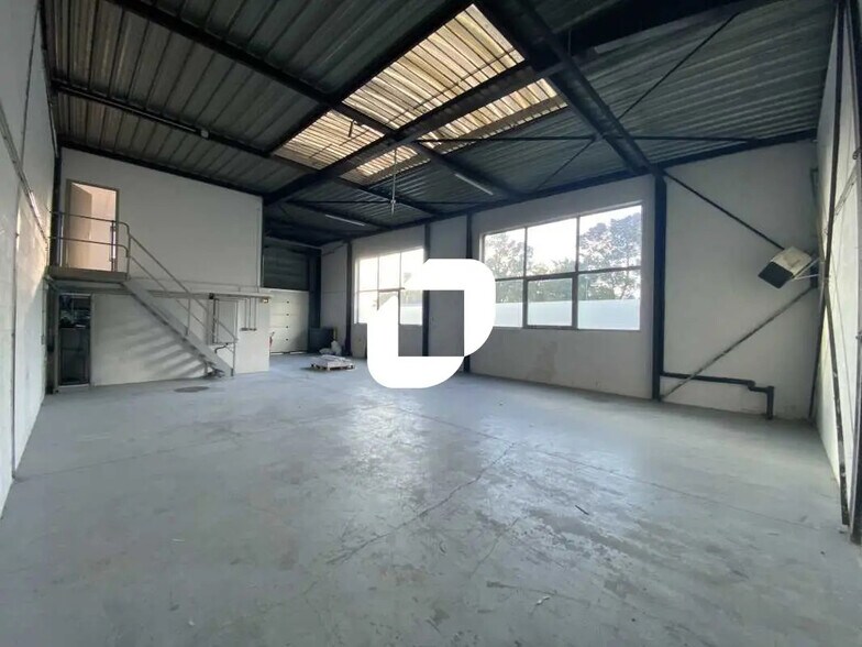 Flex dans SAINT-OUEN-L'AUMONE à louer - Photo intérieure - Image 3 de 8