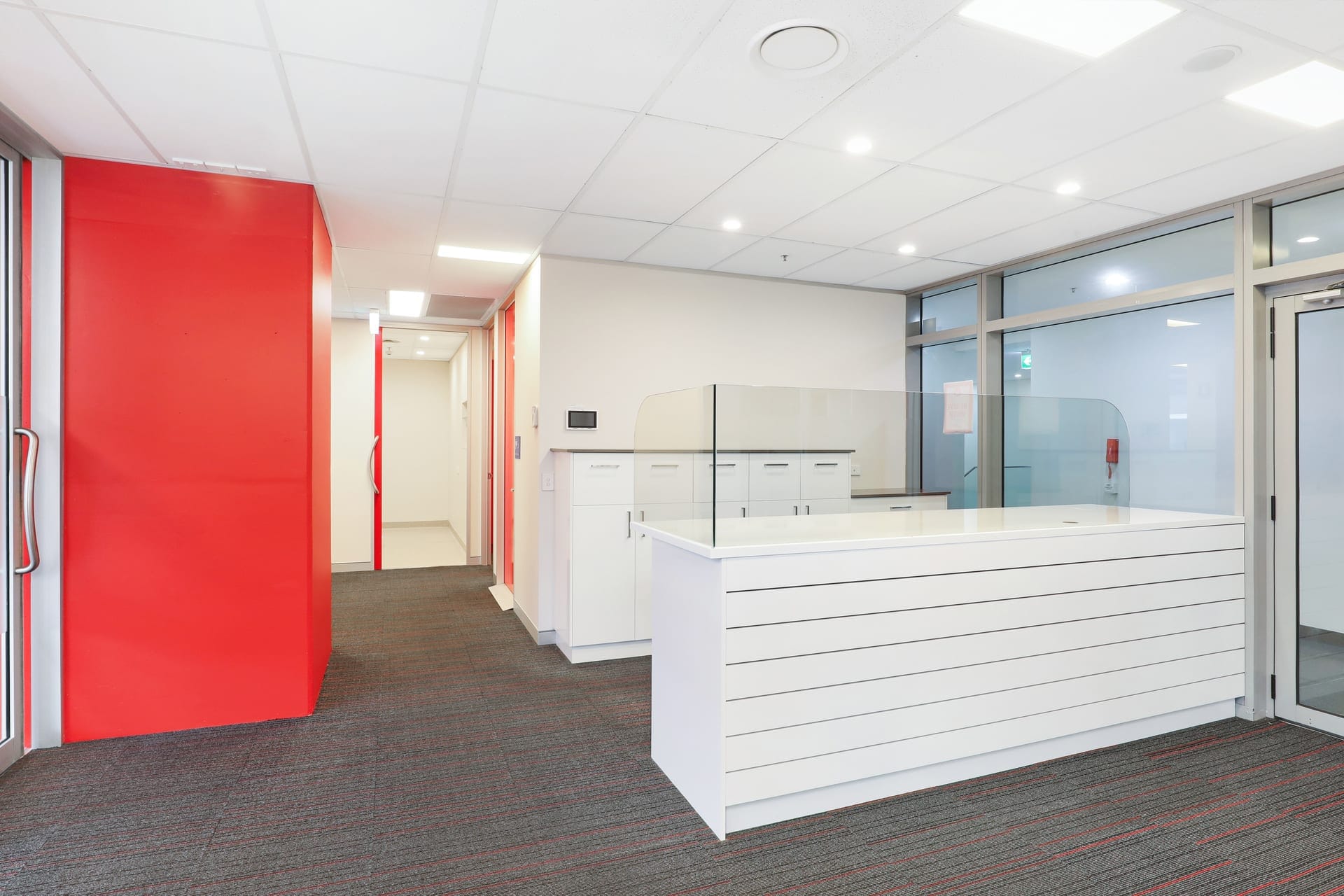 51 Crown St, Wollongong for lease Interior Photo- Image 1 of 8