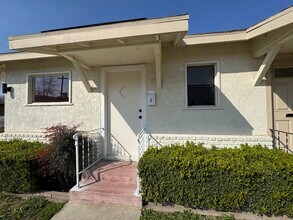403 N L St, Dinuba, CA for lease Interior Photo- Image 1 of 10