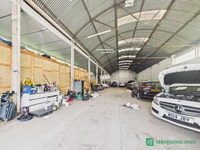 St Marys Ave, Milton Keynes for lease Interior Photo- Image 1 of 3
