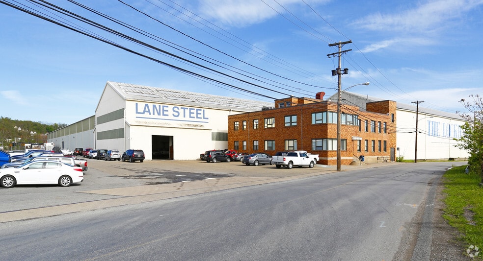 4 River Rd, McKees Rocks, PA for lease - Building Photo - Image 2 of 8