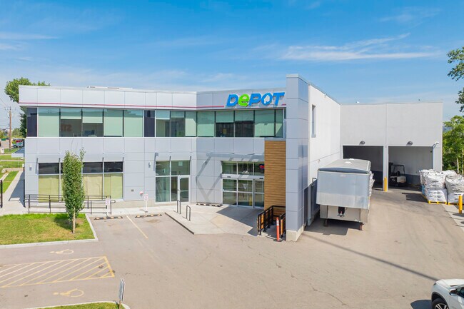 More details for 60 Bowridge Dr NW, Calgary, AB - Retail for Lease