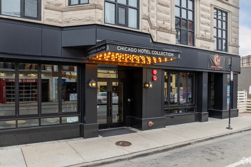3475 N Clark St, Chicago, IL for sale - Building Photo - Image 2 of 10