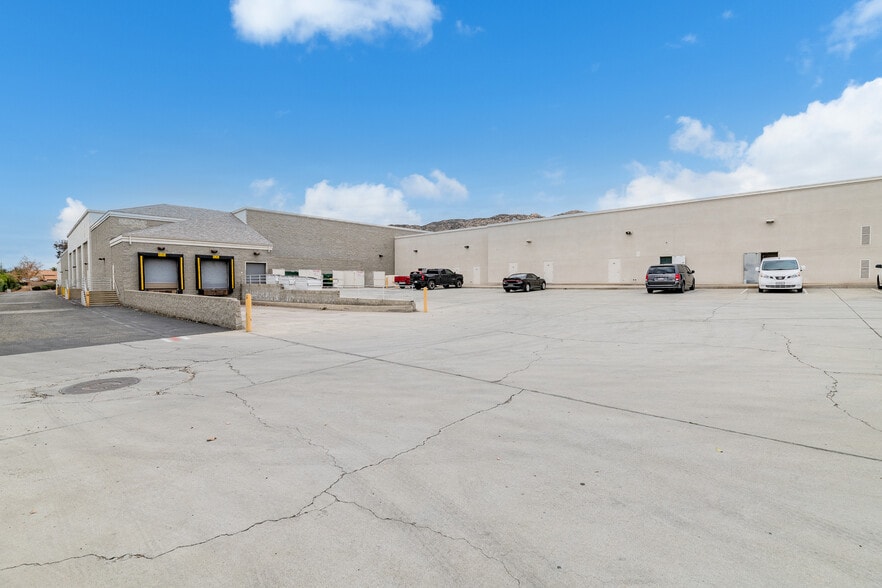 23575 Sunnymead Ranch Pky, Moreno Valley, CA for sale - Building Photo - Image 2 of 15